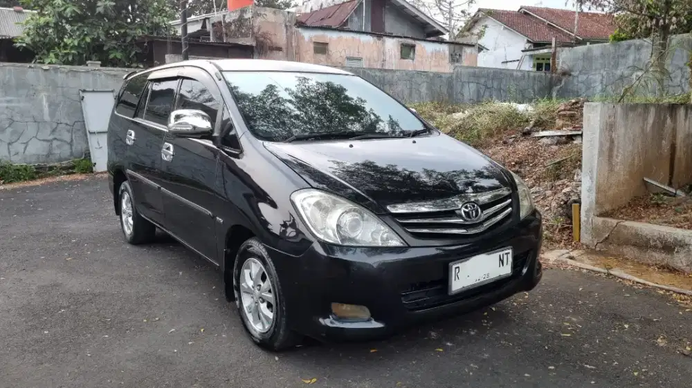 Toyota Innova Bensin type 2.0 G AT tahun 2009 Hitam Matic