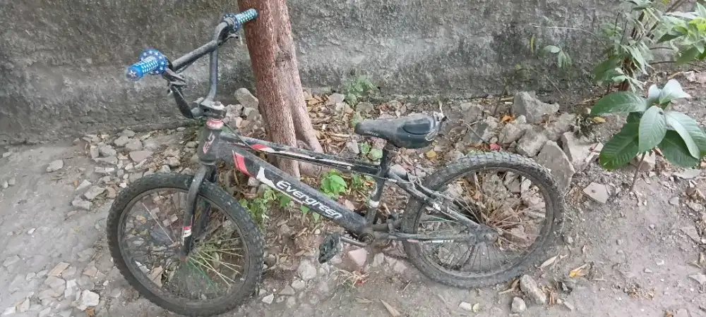 Sepeda BMX Evergreen 20 Hitam Merah