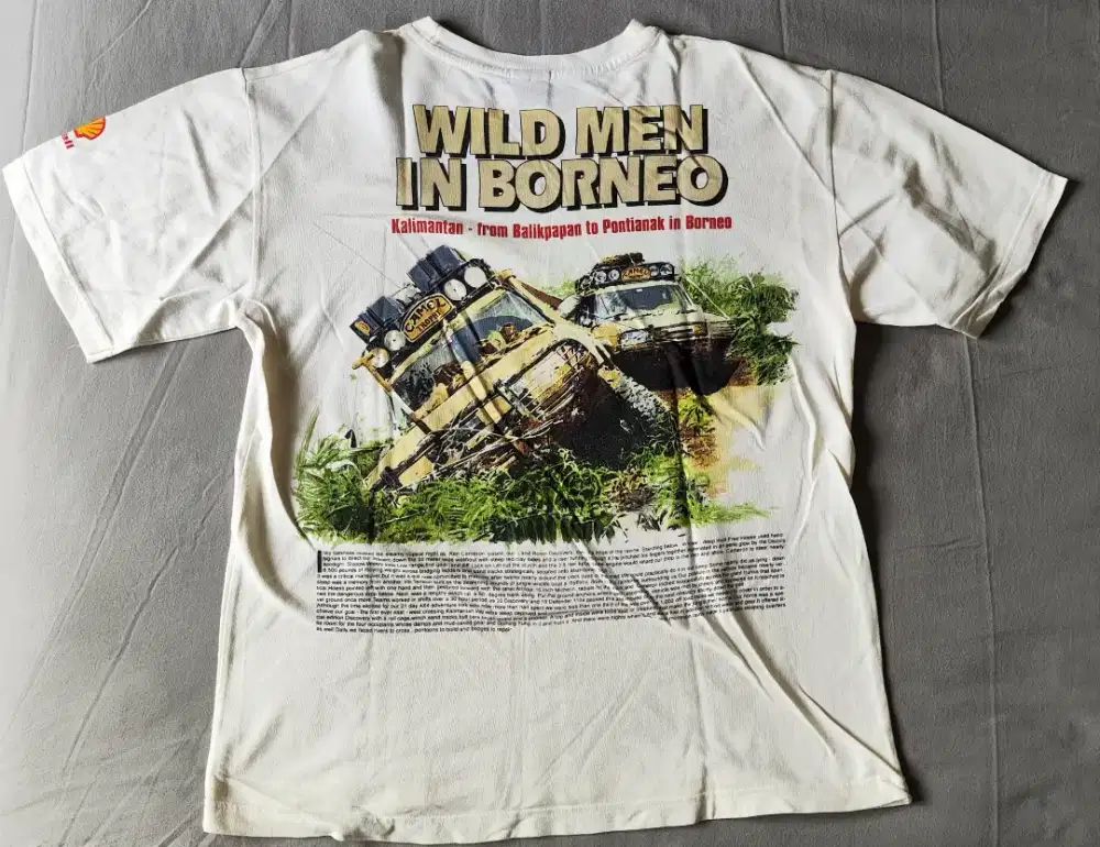 Kaos Land Rover Camel Trophy Wild Men in Borneo