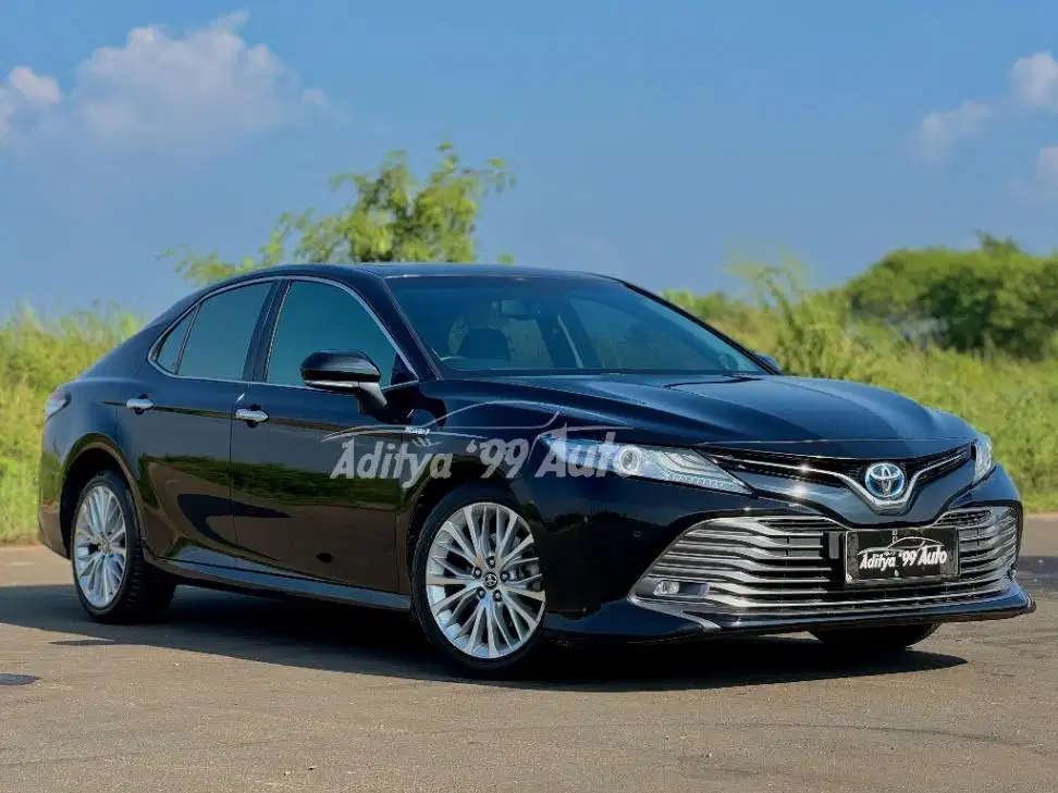 HARGA JAMIN TERMURAH! TOYOTA CAMRY HYBRID 2020/2019 AT THN PERTM