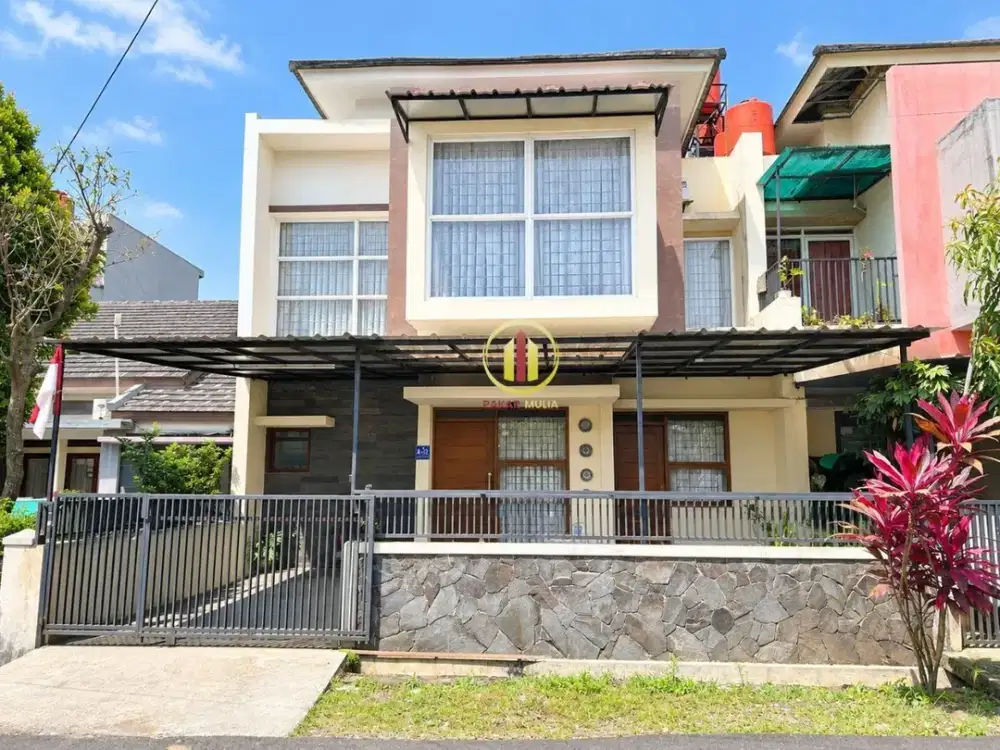 Rumah bagus di arcamanik bandung siap huni