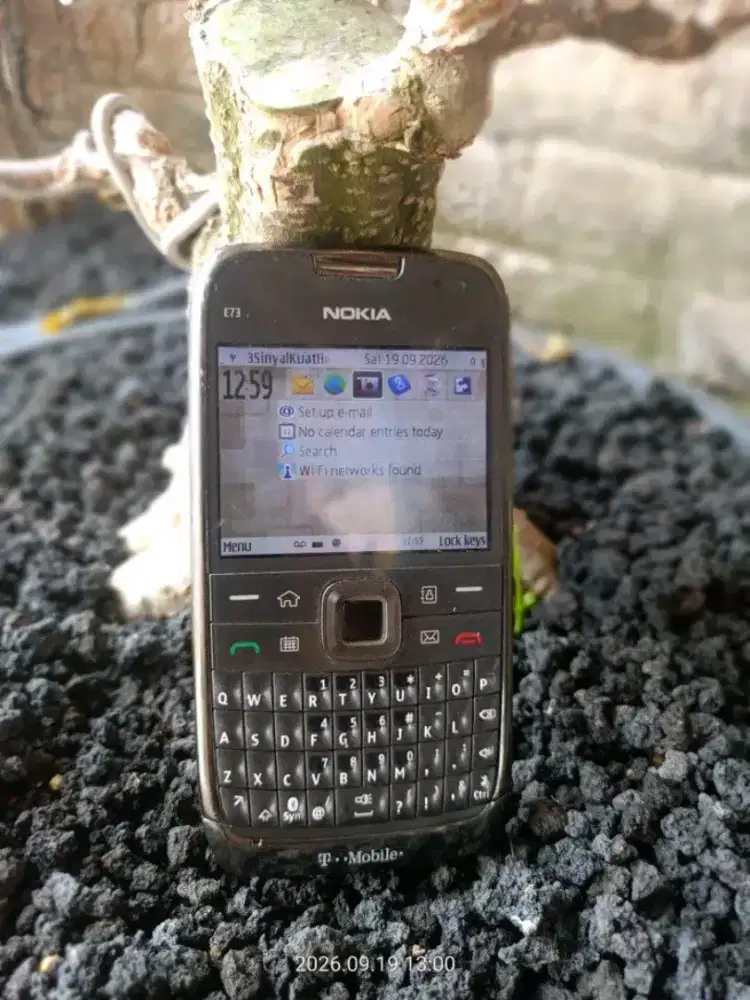 nokia E73 hp casan