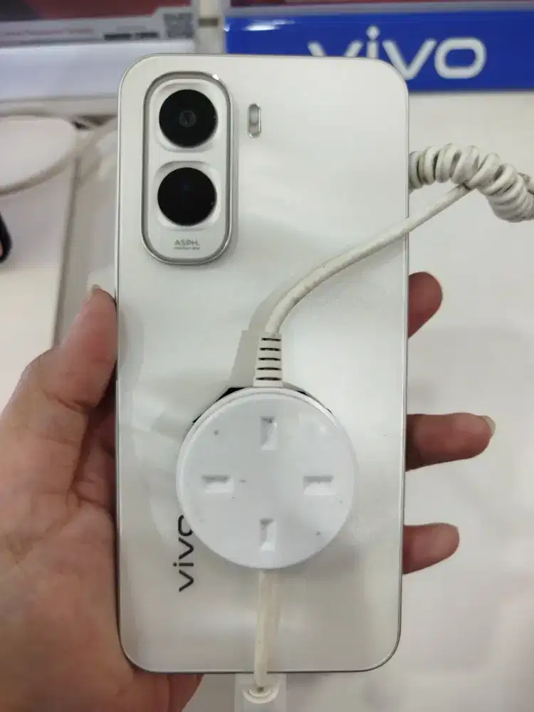 Handphone Vivo Y500