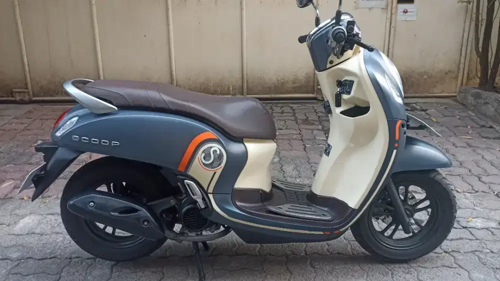 Honda Scoopy LED CBS ISS tahun 2021 ( pajak baru 9-2027 )