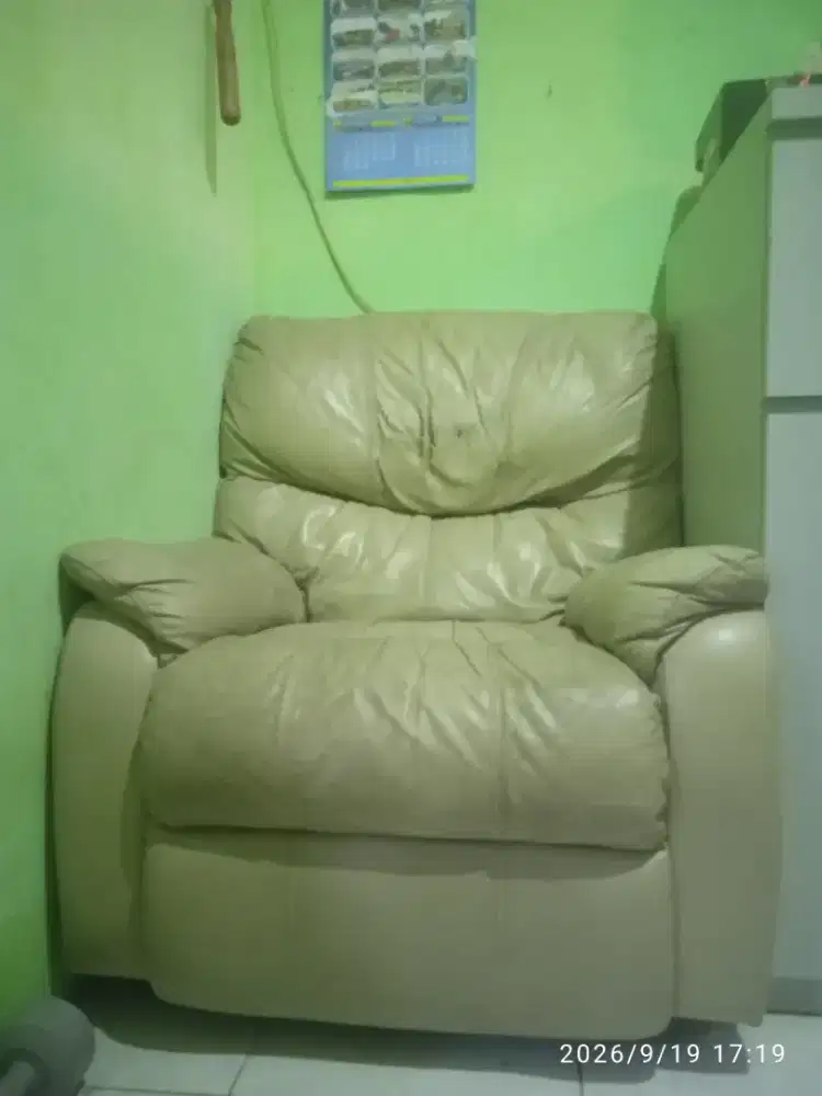 Ngurangin isi kontrakan