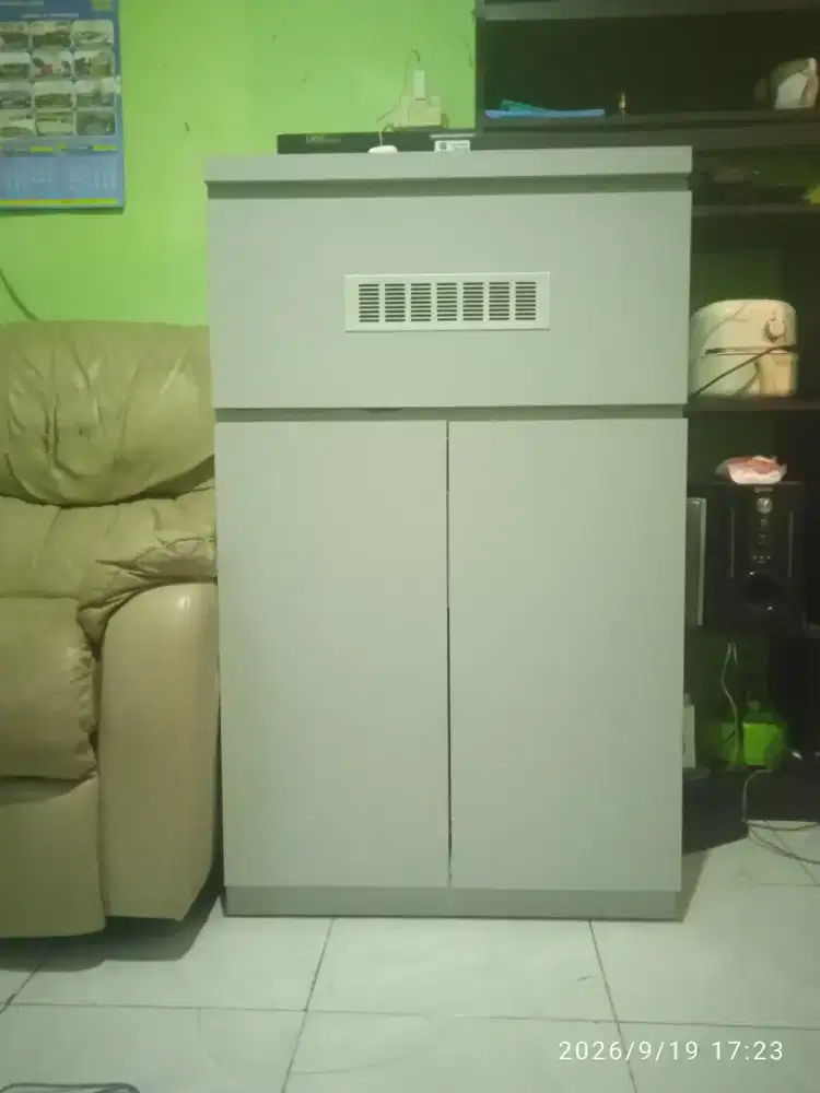 Lemari masih bagus
