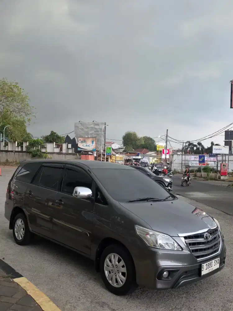 Innova Diesel 2013 Matic Grey