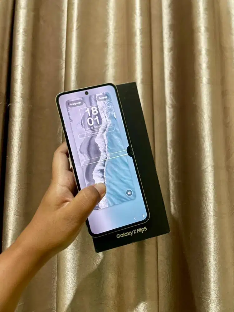 samsung flip 5 512gb sein ( hp aja )