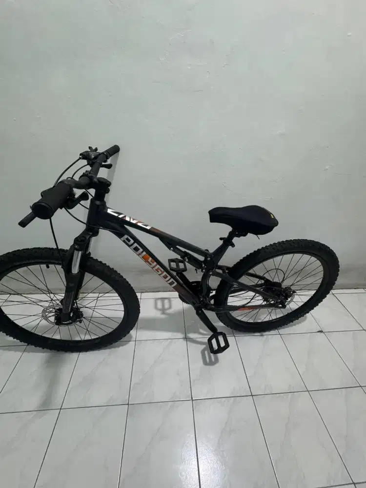 Sepeda MTB Polygon Rayz 2 27.5 Shimano 3x7 Speed