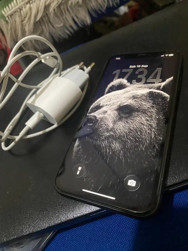 iphone 11 black 64gb ex ibox byp@ss