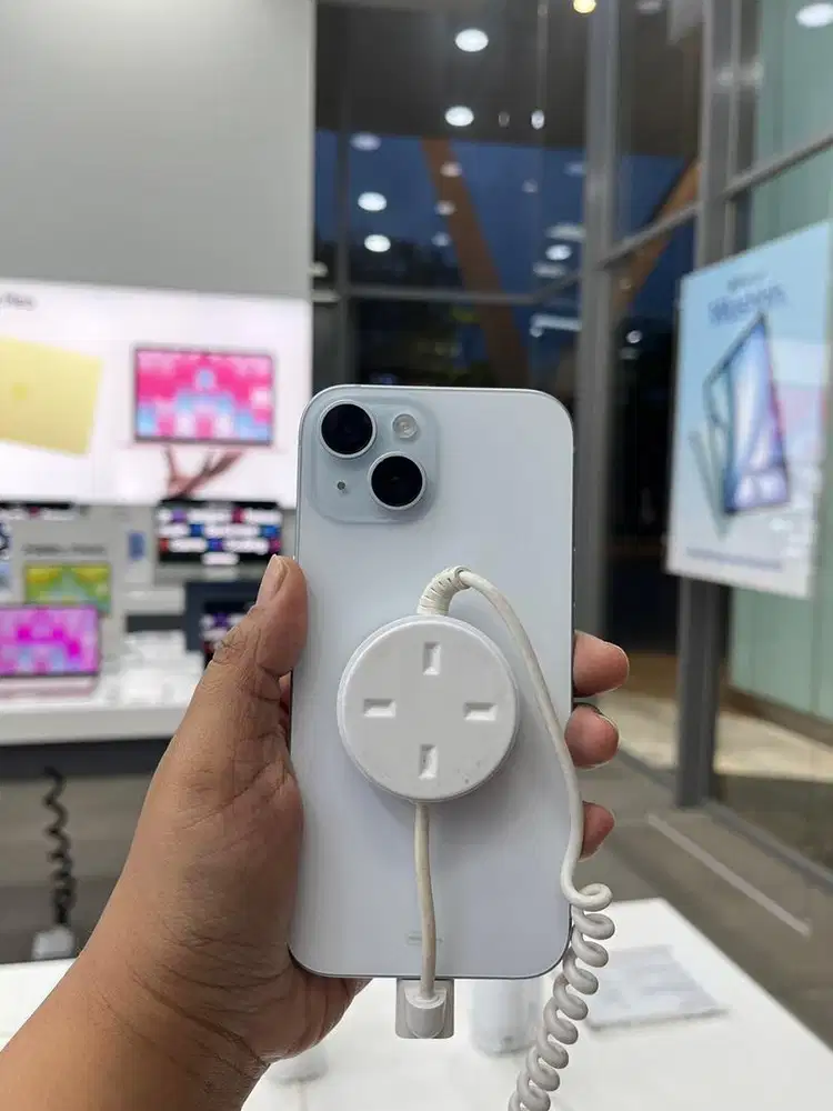 NEW!! IPHONE 15 128gb