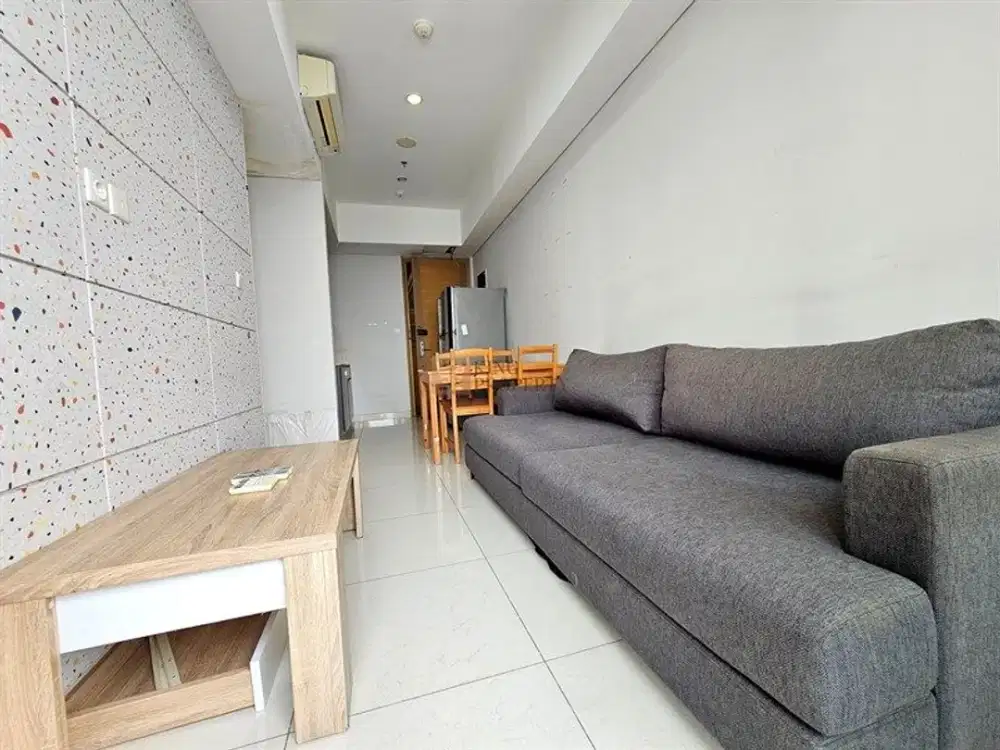 Disewa 3BR Taman Anggrek Residences 65m² Partially Furnished – Skybridge ke Mall Taman Anggrek & Central Park