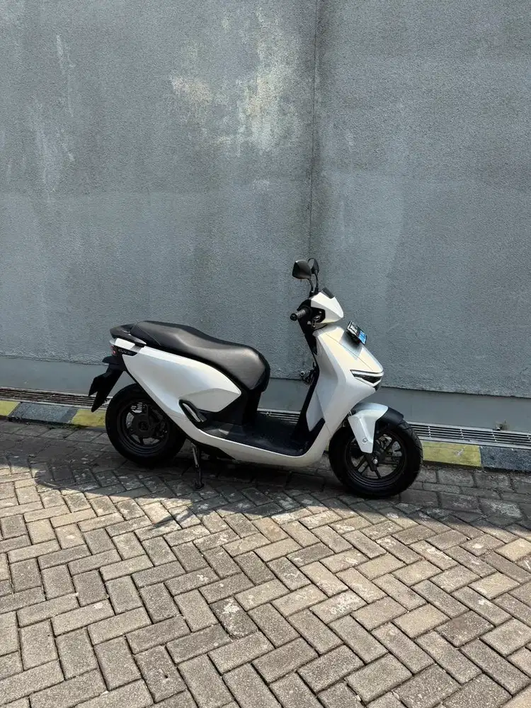 Honda CUV E ROADSYNC TAHUN 2025