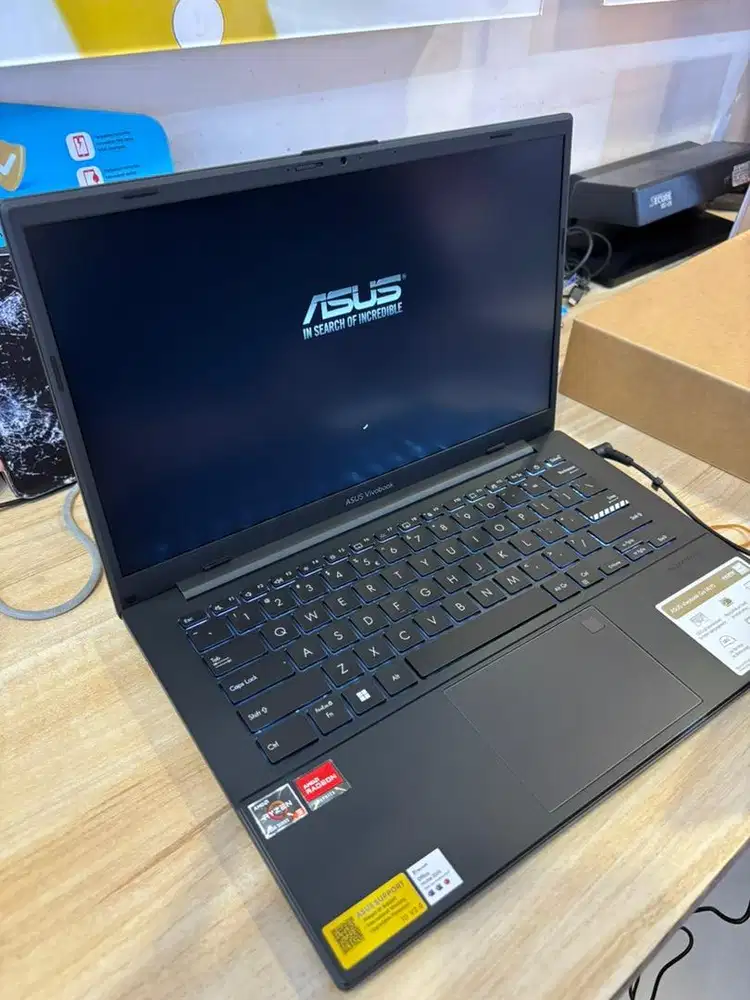 Asus Vivobook Go 14 Ryzen 3 8/512 GB
