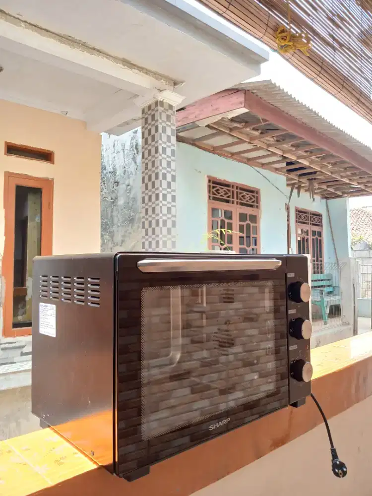 Di jual oven Sharp baru di pakai sekali kapasitas 38L