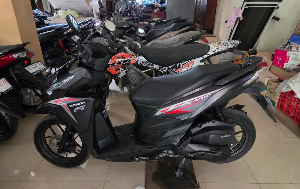 Vario 125 led hitam 2017 terawat gbm