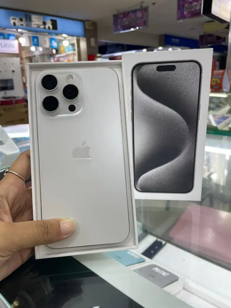 iPhone 15 pro max 256 iBox