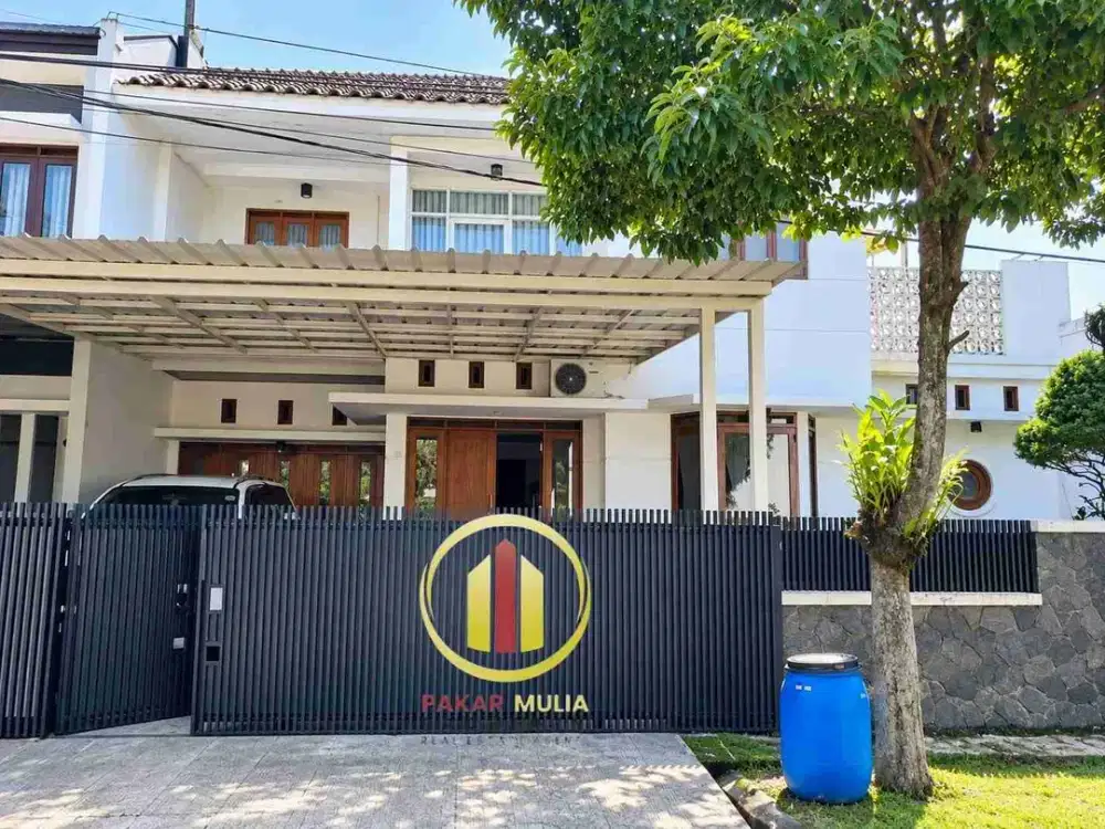 Rumah Terawat di Komplek Batununggal Indah