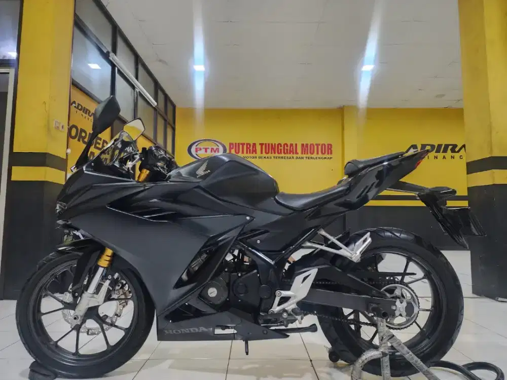 HONDA CBR 150R MULUSSS SIAPP PAKAII