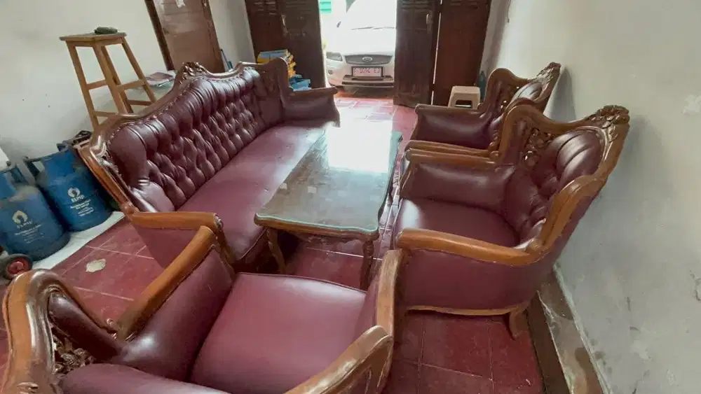 Kursi Tamu Kayu
