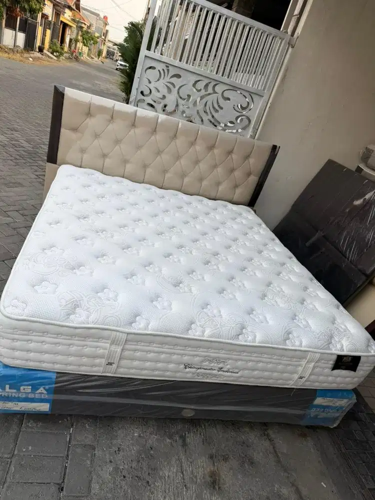 King koil uk 180x200 kondisi like new