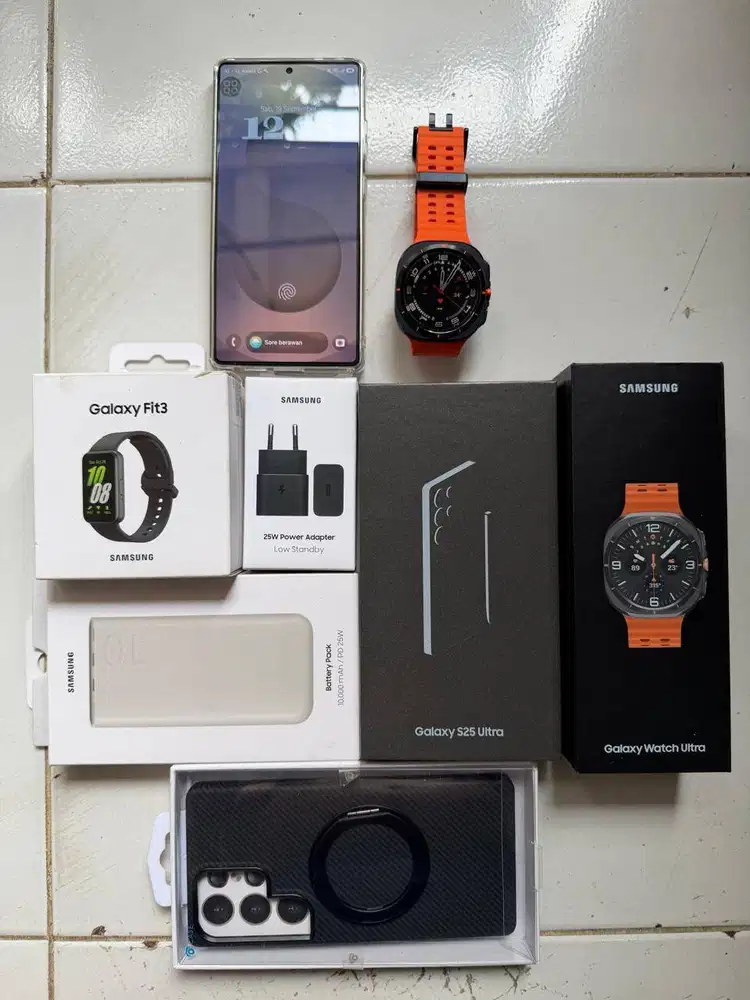 Samsung S25 Ultra & Smart watch Galaxy Watch ultra