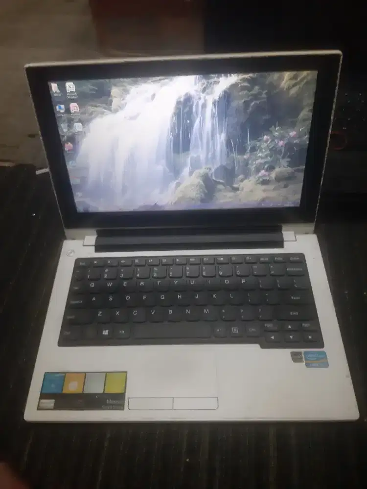 Laptop lenovo ideapad S210 TouchScreen,core i3 gen 3,ram 4gb,Hdd 500gb