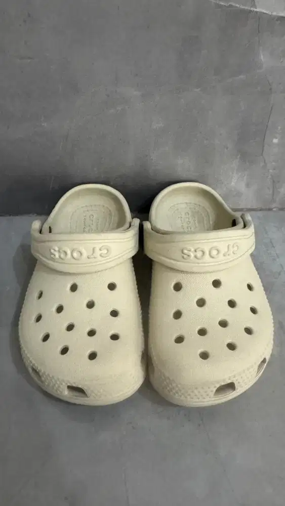 Crocs Kids Classic Clog Original C7 / EU 23-24 – Bone Cream