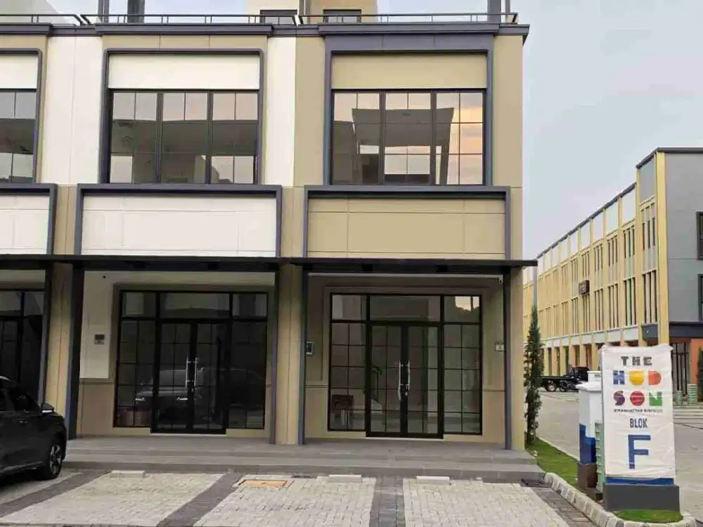 Di sewa ruko Hudson hook 3 lantai alfresco gading serpong