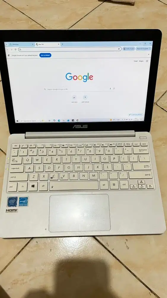 Notebook Asus E203MAH Putih SSD Normal