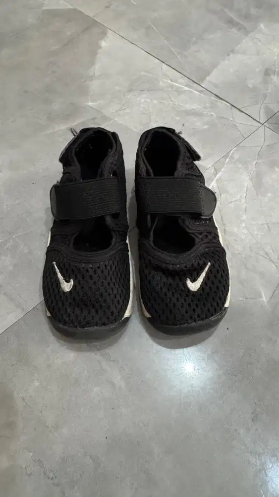 Nike Sunray Protect Kids Original Black White