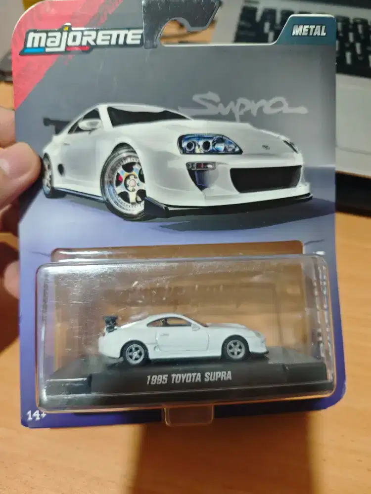 Di jual diecast majorette Toyota supra putih