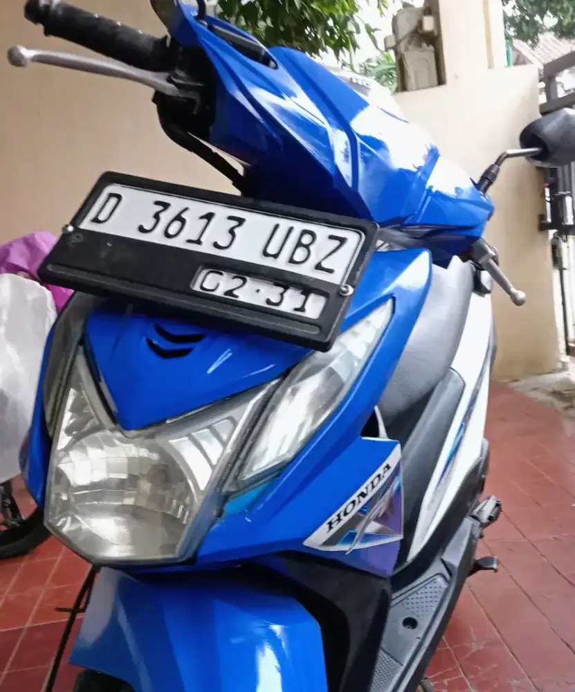 Honda Beat Fi 2015 Putih Biru Ori mulus mantap siap pakai