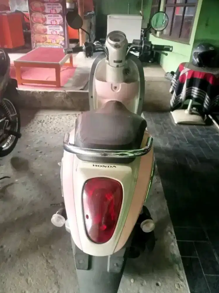 HONDA SCOPY th 2011