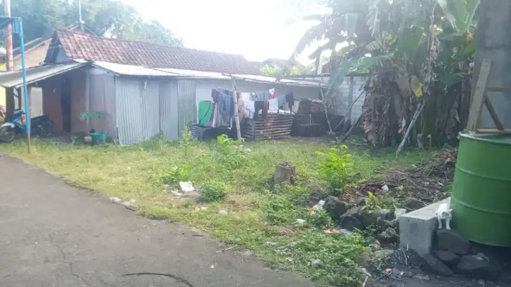 Dijual tanah dekat dengan pasar sapi
