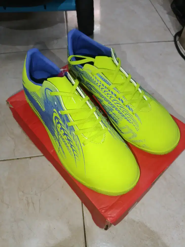 Sepatu Futsal Specs Elevation Two In no 43