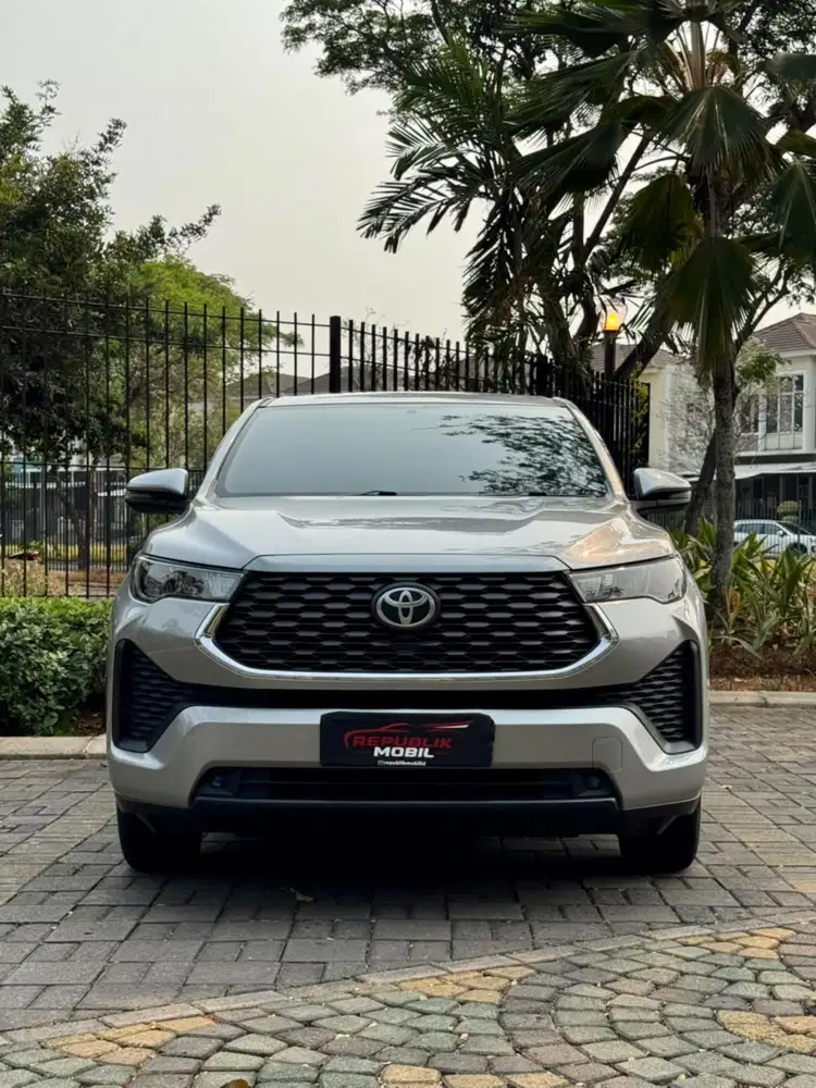 Toyota Innova Zenix 2.0 G CVT 
NIK 2023