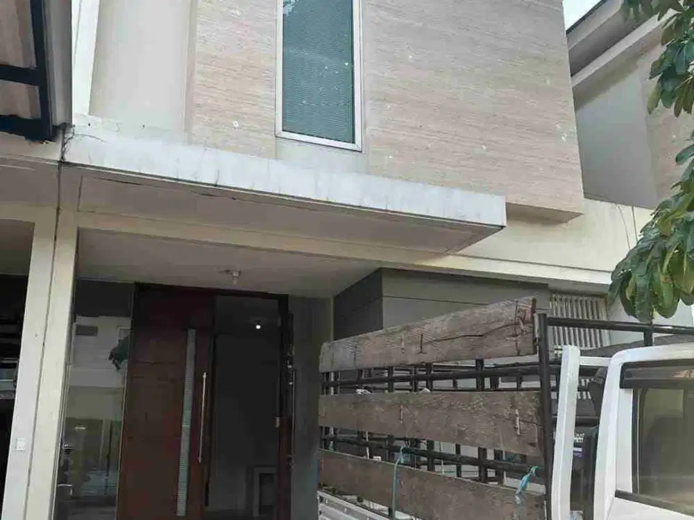 DIJUAL RUMAH WISATA BUKIT MAS GRAND PALAIS SIAP HUNI
