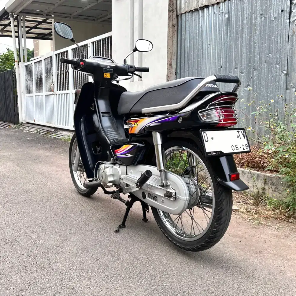 Honda Astrea Legenda