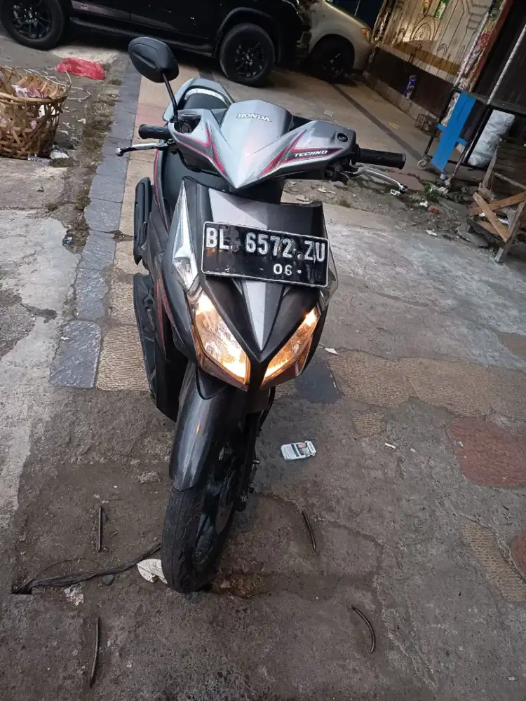 Jual vario techno 2011