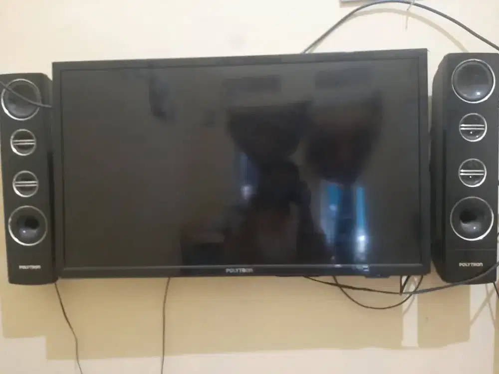 Tv lcd Polytron 32 inch no minus normal,, no service
