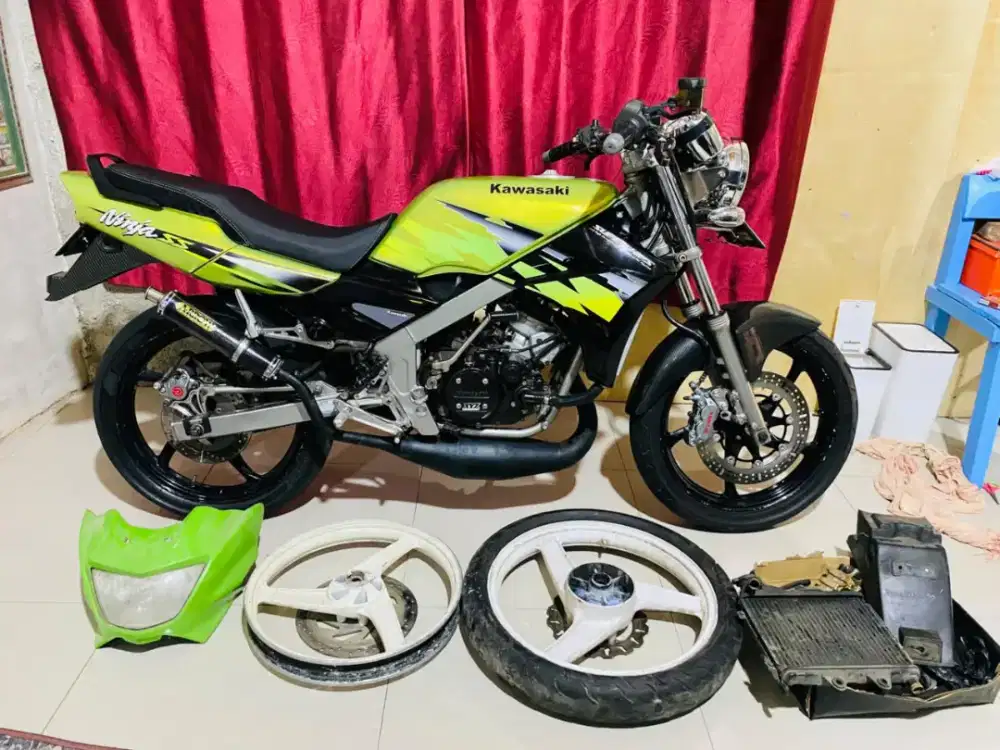 Kawasaki ninja R