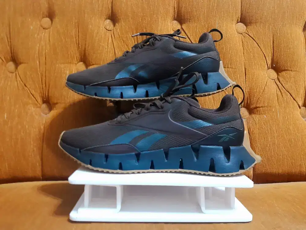 Reebok Zig Dynamica STR