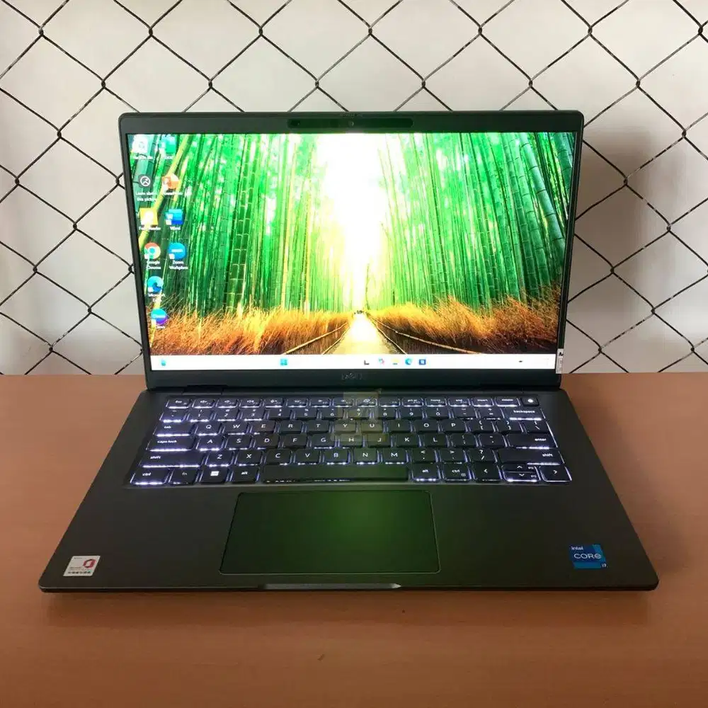 Dell Latitude 7420 Carbon / i7-1185G7 / RAM 32GB / SSD 512GB / Iris Xe