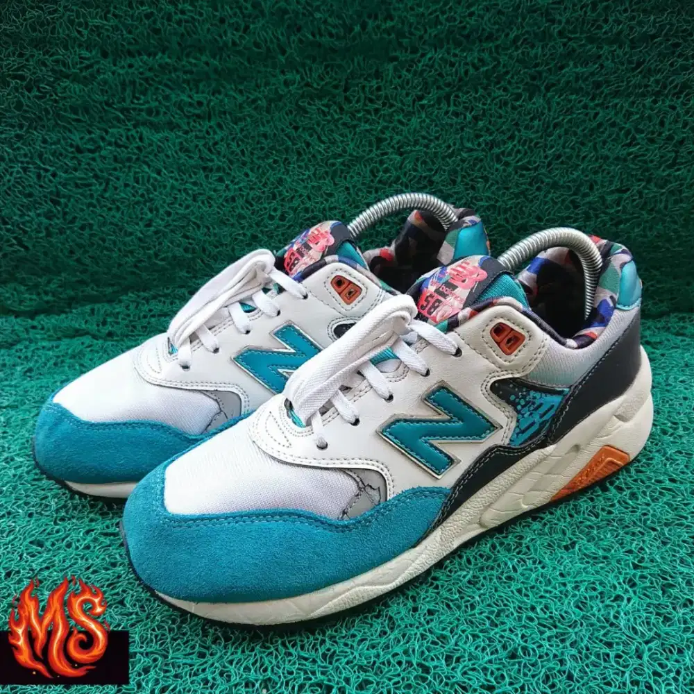 Sepatu NEW BALANCE MRT580HA