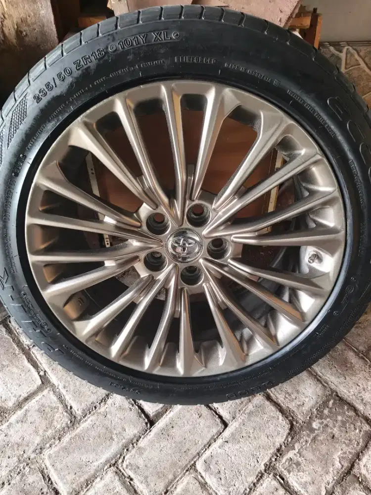 Velg R18 Model LEXUS