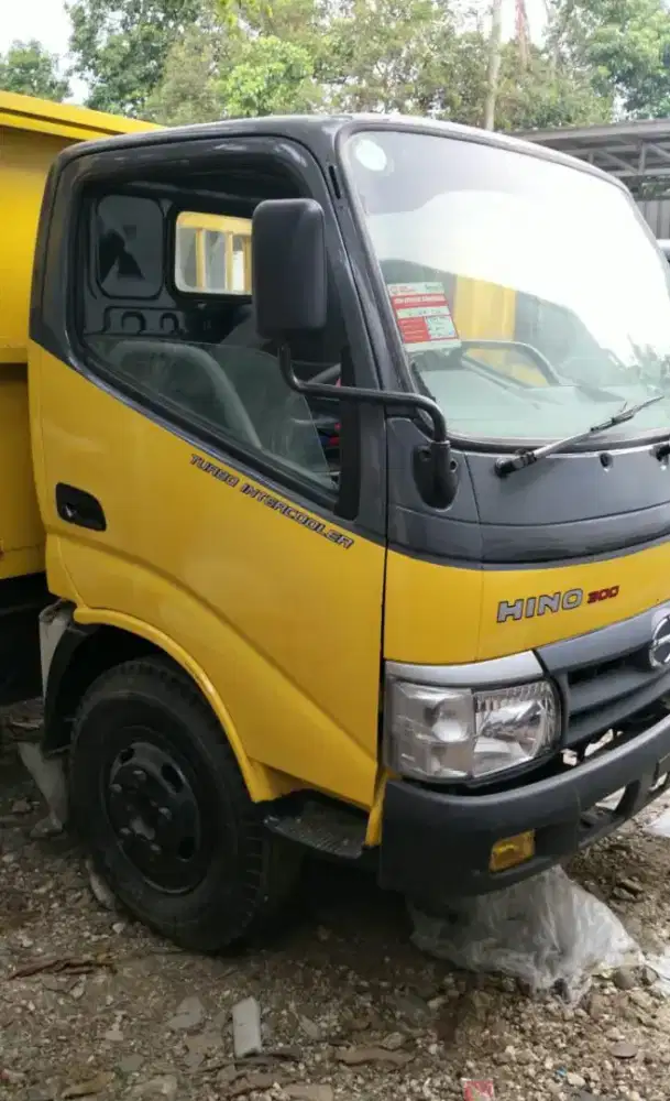 HINO DUTRO 130 MD 2010 CDD DOUBLE BAN LOS BAK