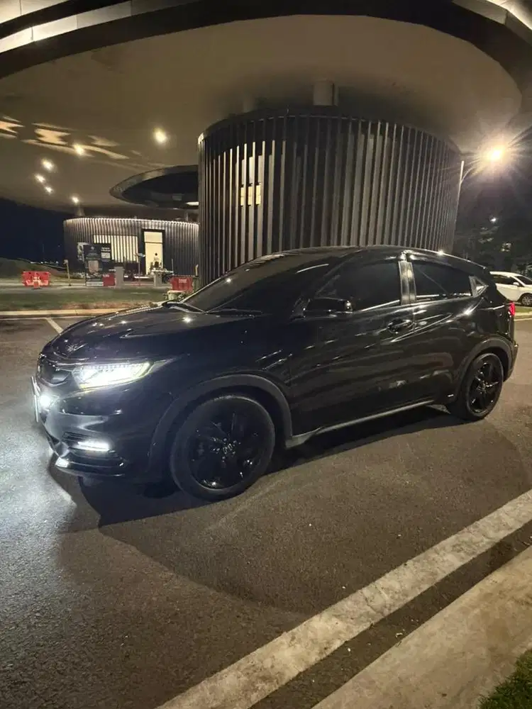 Hrv 2018 black special edition