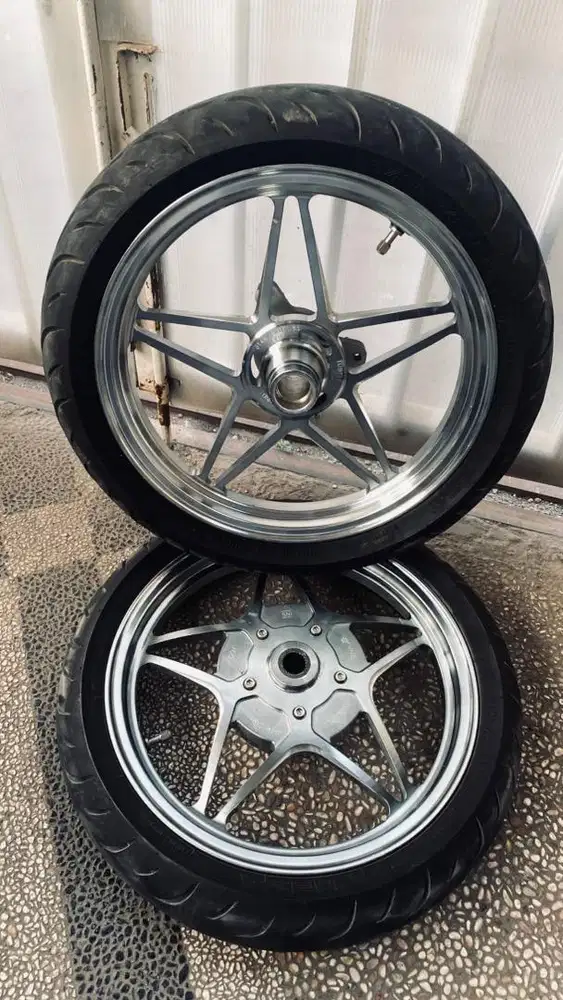 VND V SPEED SET BAN