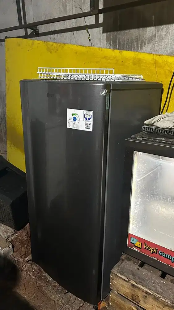 Kulkas LG baru pemakaian 5 bulan